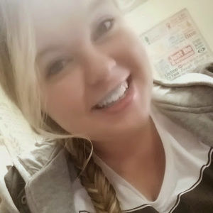 Meet your Posher, Candace